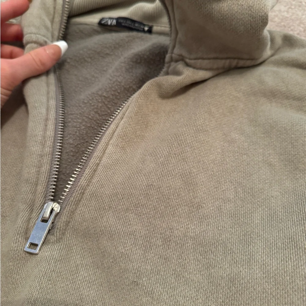 Green Gray Half-Zip Sweater - Picture 4 of 5